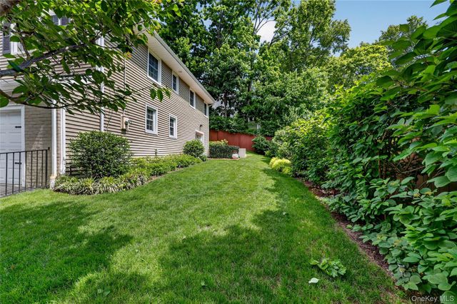 14 Caterson Terrace, Hartsdale, NY 10530