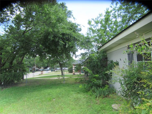 3104 Olive Place, Fort Worth, TX 76116