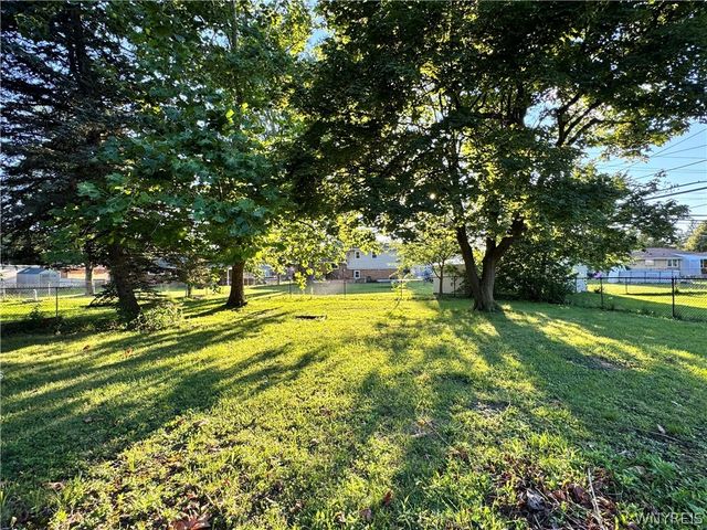 1158 Woodstock Avenue, Tonawanda, NY 14150