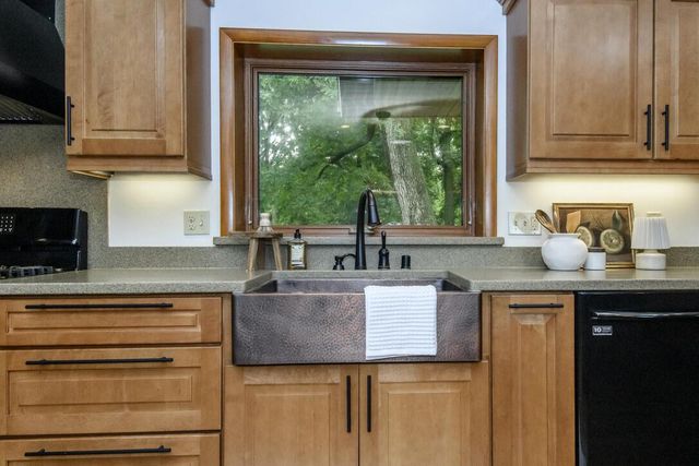 W195S9804 Racine AVENUE, Muskego, WI 53150