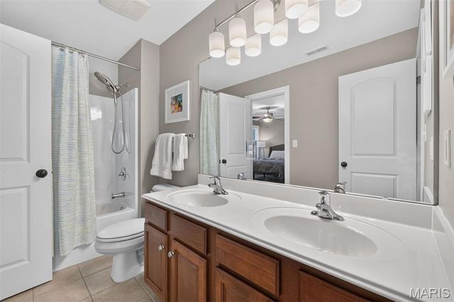 5657 Banez Drive, Concord Village, MO 63128