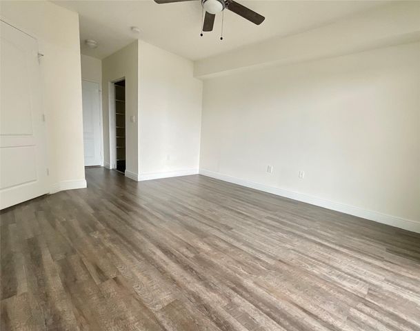 16900 N Bay Road 3-1011, Sunny Isles Beach, FL 33160