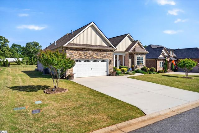 205 Cedar Knoll Way, Greer, SC 29651