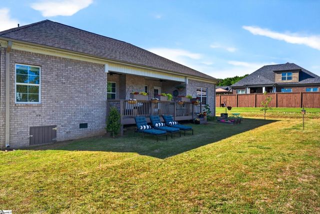 205 Cedar Knoll Way, Greer, SC 29651