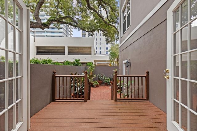 3007 W MASON STREET A, Tampa, FL 33629