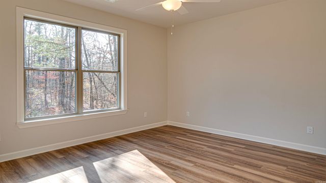 12 Sacedon Lane, Hot Springs Village, AR 71909