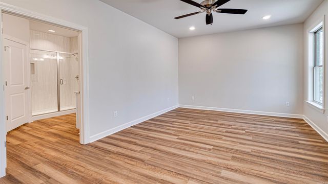 12 Sacedon Lane, Hot Springs Village, AR 71909