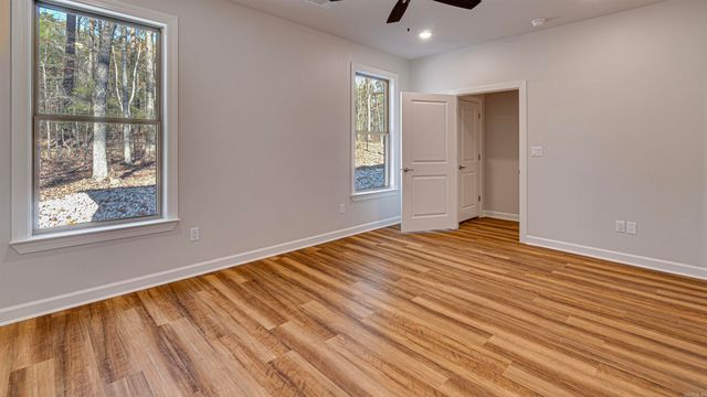 12 Sacedon Lane, Hot Springs Village, AR 71909