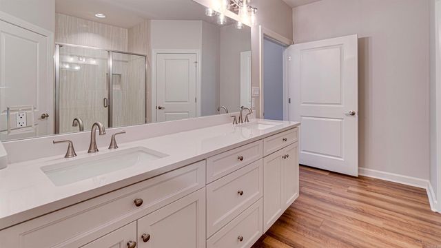 12 Sacedon Lane, Hot Springs Village, AR 71909