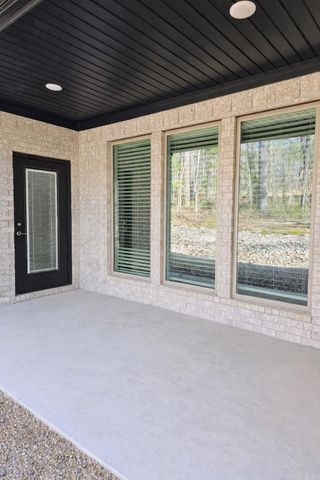 12 Sacedon Lane, Hot Springs Village, AR 71909