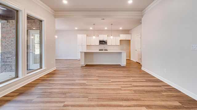 12 Sacedon Lane, Hot Springs Village, AR 71909