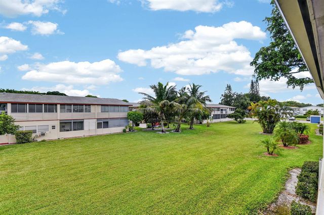 16 SUSSEX A, West Palm Beach, FL 33417