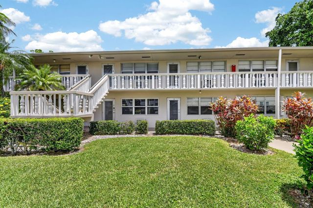 16 SUSSEX A, West Palm Beach, FL 33417