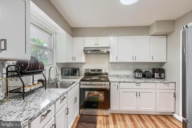 9405 THORNEWOOD CT, Parkville, MD 21234