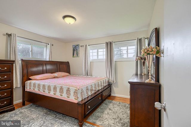 9405 THORNEWOOD CT, Parkville, MD 21234
