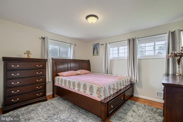 9405 THORNEWOOD CT, Parkville, MD 21234