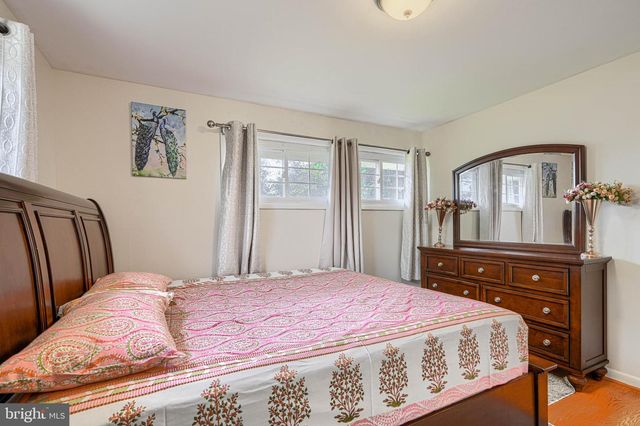 9405 THORNEWOOD CT, Parkville, MD 21234