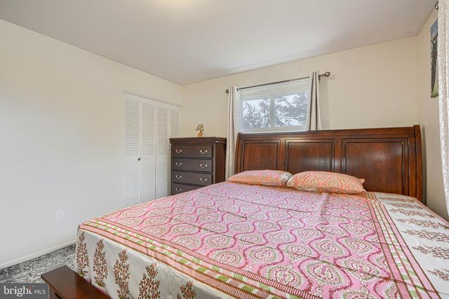 9405 THORNEWOOD CT, Parkville, MD 21234