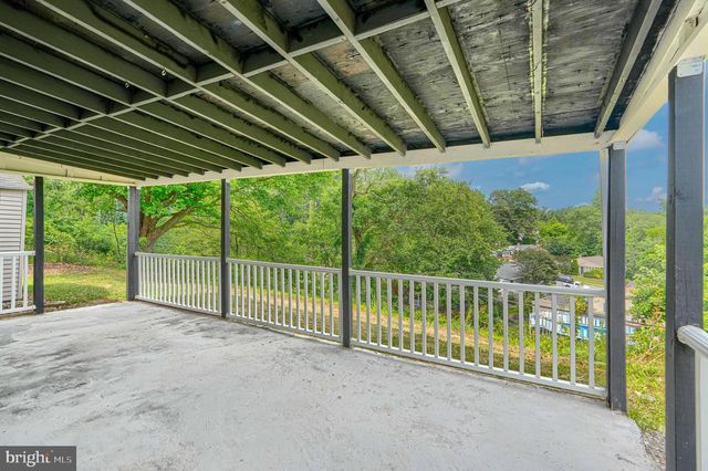 9405 THORNEWOOD CT, Parkville, MD 21234
