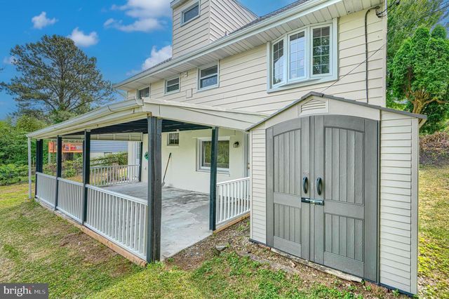 9405 THORNEWOOD CT, Parkville, MD 21234