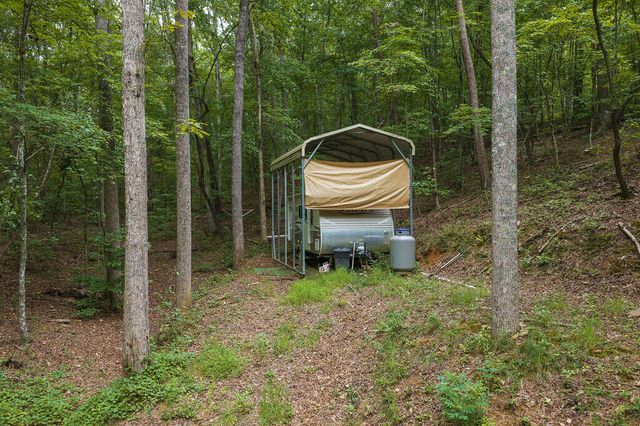 300 Sumac Lane, Ellijay, GA 30540