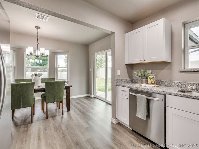 11272 S Franklin Avenue, Jenks, OK 74037