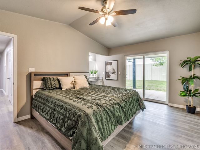 11272 S Franklin Avenue, Jenks, OK 74037