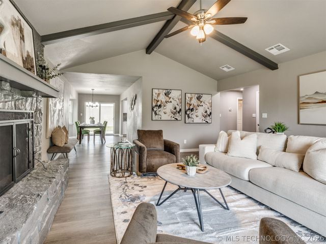 11272 S Franklin Avenue, Jenks, OK 74037