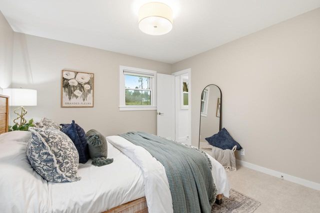 W332N5425 Solveson DRIVE, Nashotah, WI 53058