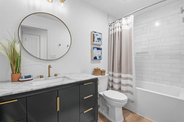 W332N5425 Solveson DRIVE, Nashotah, WI 53058