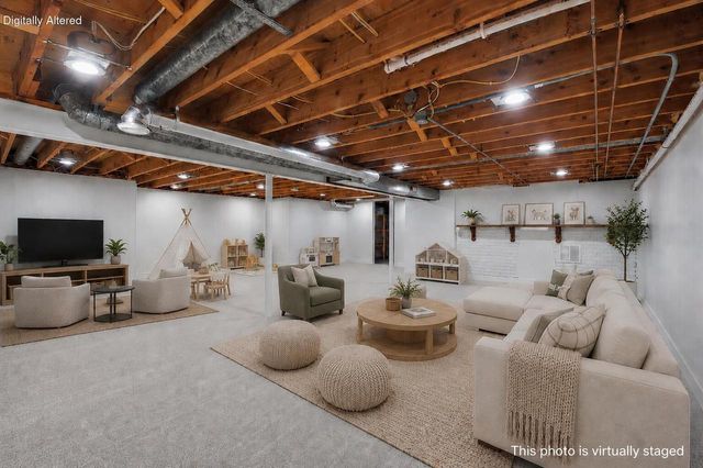 W332N5425 Solveson DRIVE, Nashotah, WI 53058