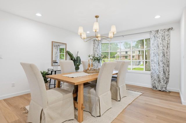 W332N5425 Solveson DRIVE, Nashotah, WI 53058