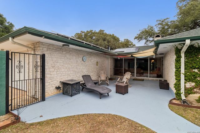 210 Chattington, Castle Hills, TX 78213