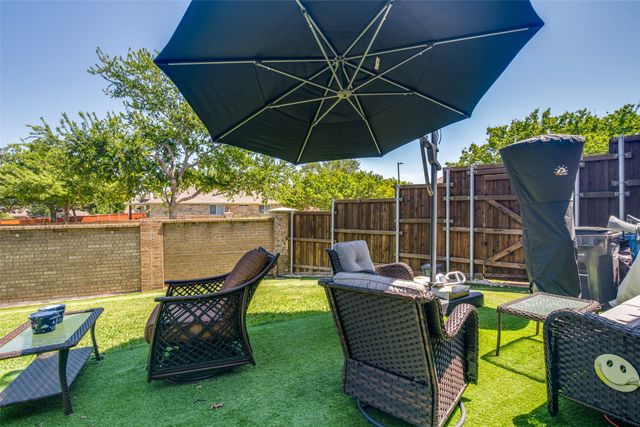 6219 Lakecrest Drive, Sachse, TX 75048