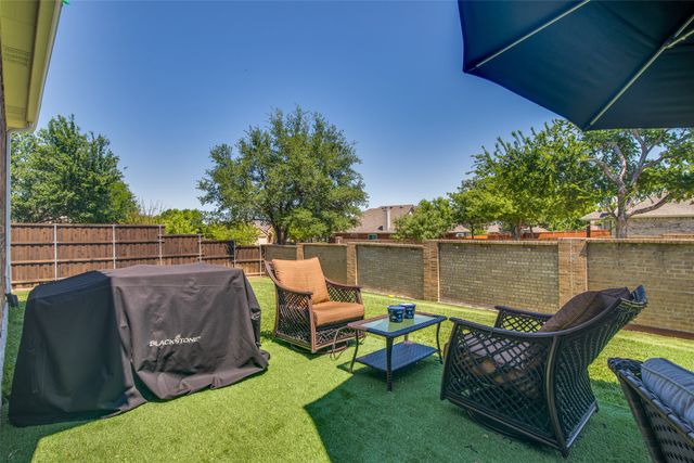 6219 Lakecrest Drive, Sachse, TX 75048