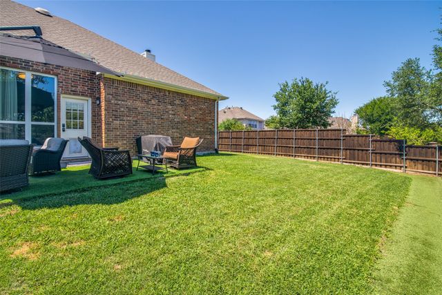 6219 Lakecrest Drive, Sachse, TX 75048