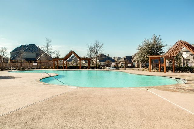 6219 Lakecrest Drive, Sachse, TX 75048