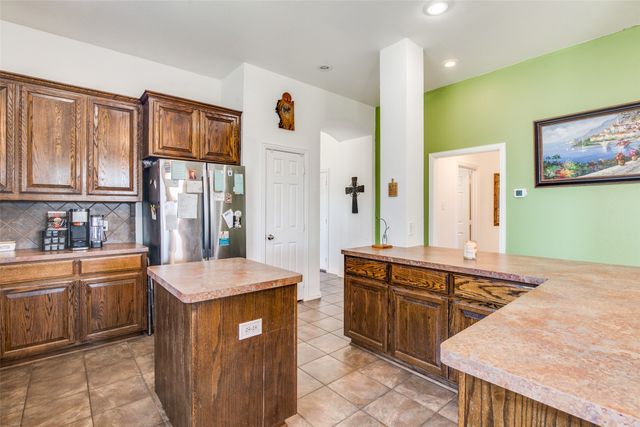 6219 Lakecrest Drive, Sachse, TX 75048