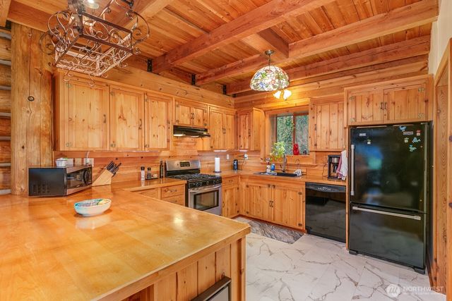 20222 N High Rock Road, Monroe, WA 98272