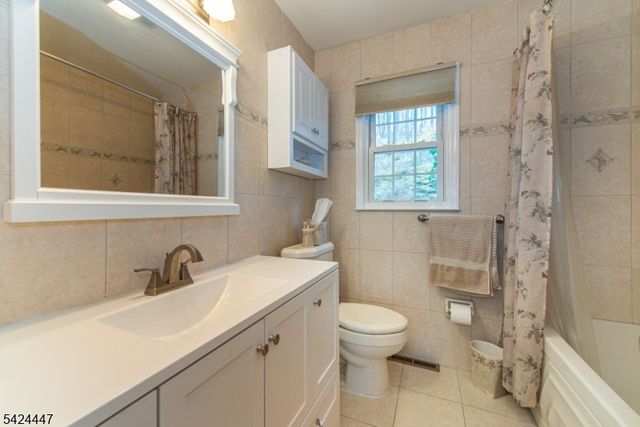 51 Pleasant Hill Rd, Roxbury Twp., NJ 07876