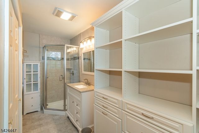 51 Pleasant Hill Rd, Roxbury Twp., NJ 07876