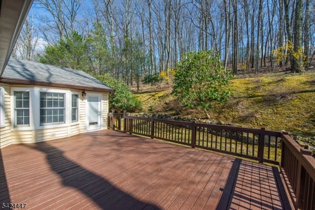 51 Pleasant Hill Rd, Roxbury Twp., NJ 07876