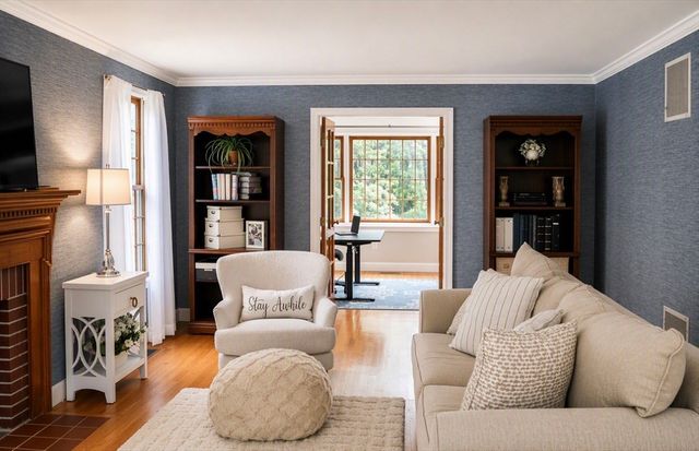 39 Spring Hill Rd, North Andover, MA 01845