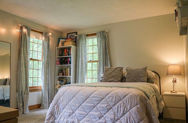 39 Spring Hill Rd, North Andover, MA 01845