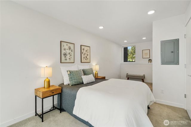 1271 N 145th Street, Seattle, WA 98133