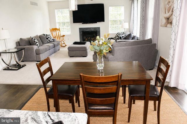 121 MARKLEY FARM CIR, West Norriton, PA 19403