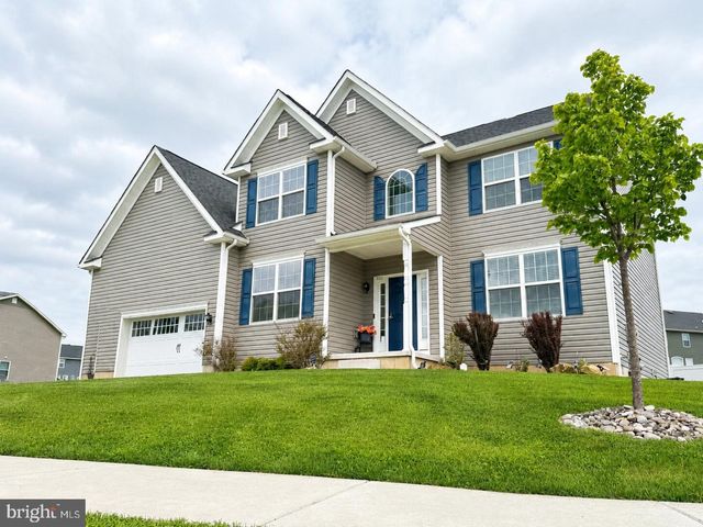121 MARKLEY FARM CIR, West Norriton, PA 19403