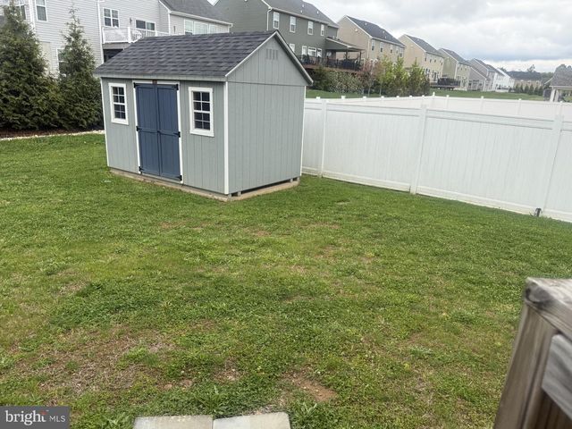 121 MARKLEY FARM CIR, West Norriton, PA 19403