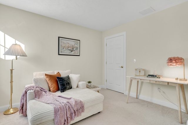 10-B Henley Rd, Acton, MA 01720