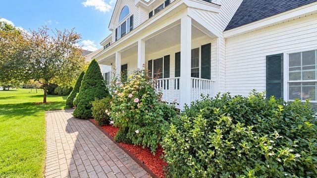 10-B Henley Rd, Acton, MA 01720